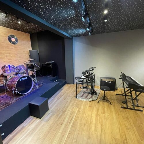 School of Rock Granja Viana e Made in Brazil realizam evento gratuito na região