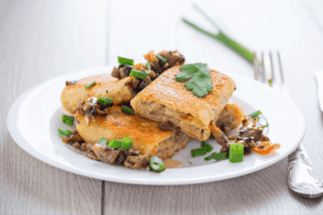 Cinco receitas ágeis de panquecas proteicas para um almoço nutritivo