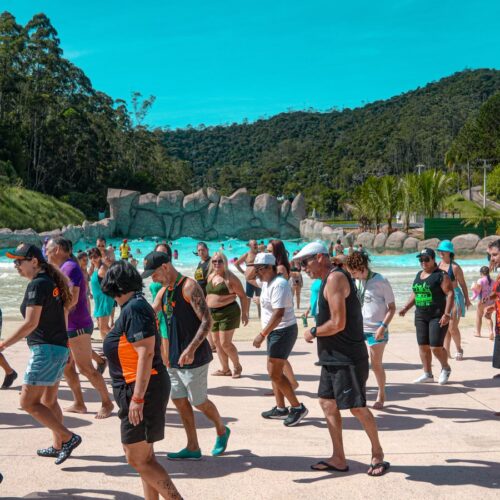 Vale Encantado Eco Park & Hotel promove evento nostálgico com hits dos anos 80, 90 e 2000 neste domingo